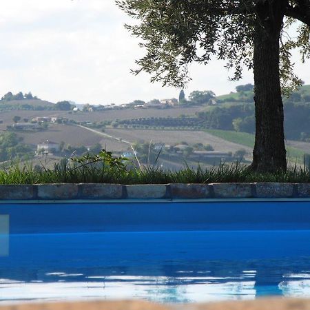 Отель Agriturismo Eschito Montottone Экстерьер фото