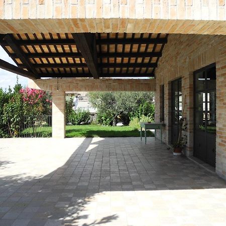Отель Agriturismo Eschito Montottone Экстерьер фото